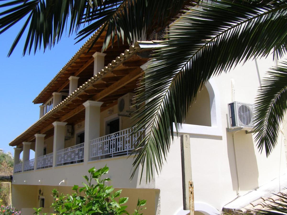 Ionian Mare Aparthotel Agios Ioannis Peristeron  Bagian luar foto