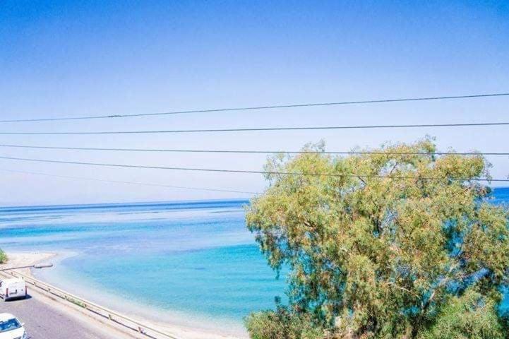 Ionian Mare Aparthotel Agios Ioannis Peristeron  Bagian luar foto