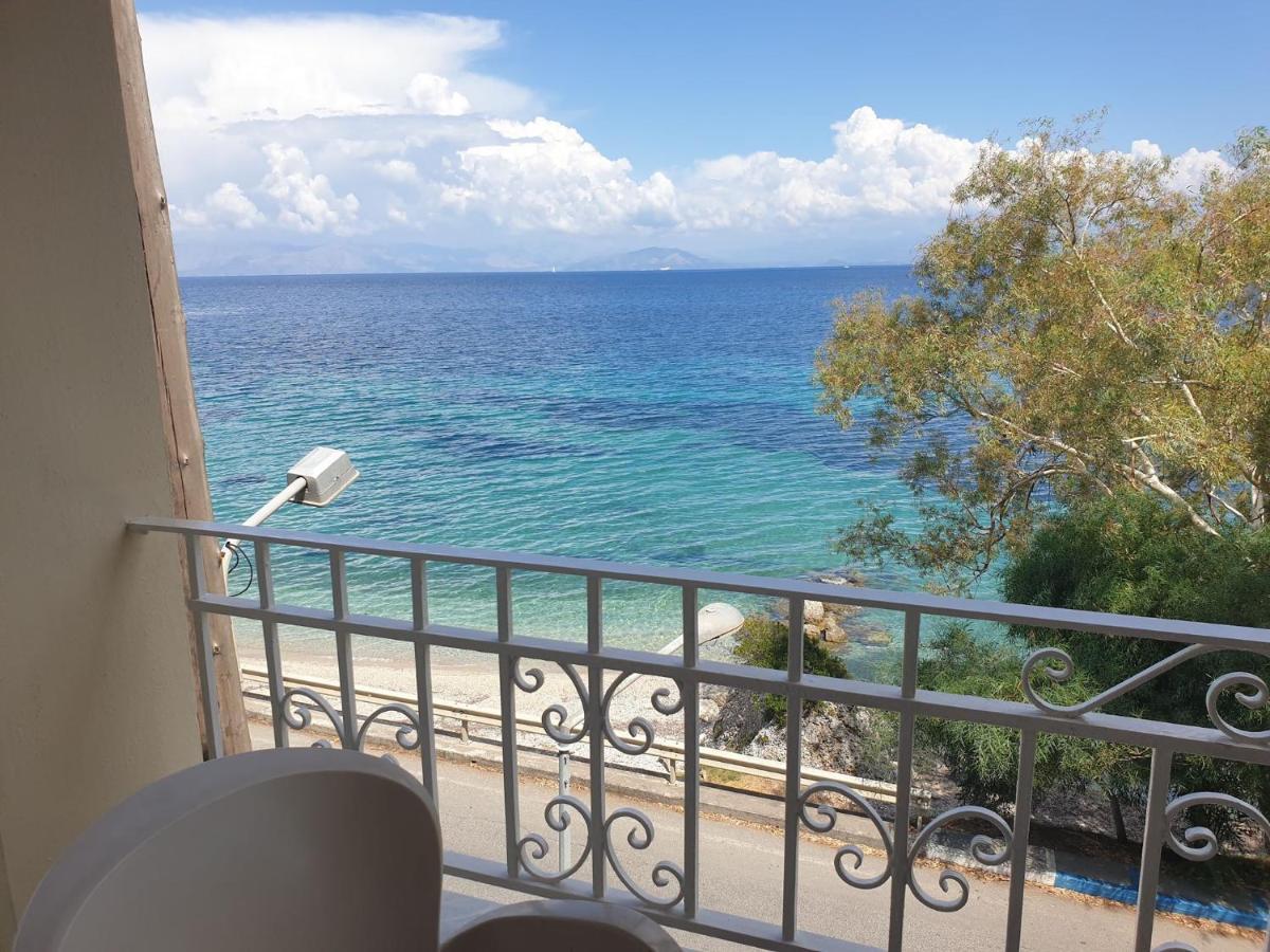 Ionian Mare Aparthotel Agios Ioannis Peristeron  Bagian luar foto