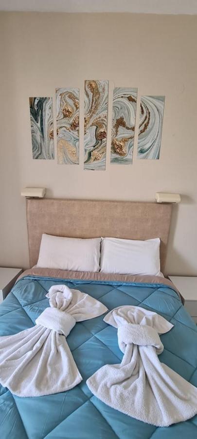 Ionian Mare Aparthotel Agios Ioannis Peristeron  Bagian luar foto