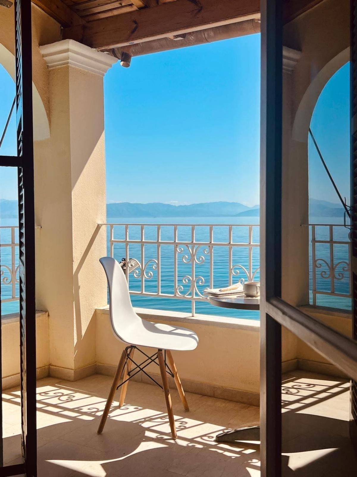 Ionian Mare Aparthotel Agios Ioannis Peristeron  Bagian luar foto